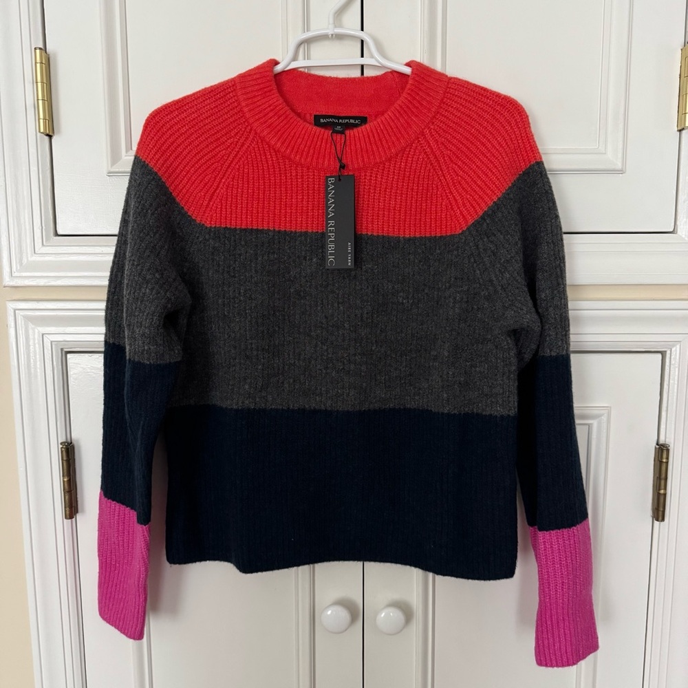 Banana Republic Red and Gray Crew Neck Sweater